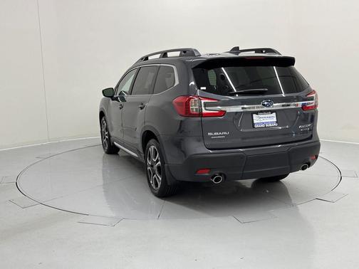 2025 Subaru Ascent Limited 7-Passenger