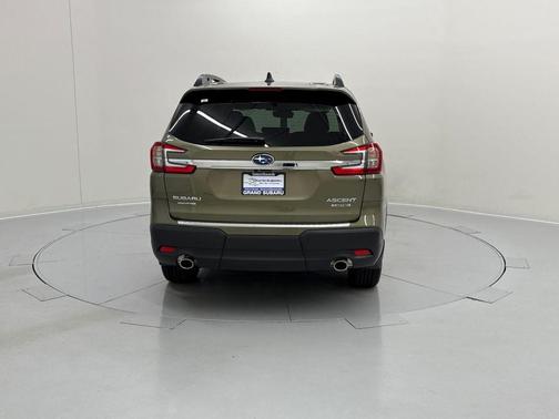 2025 Subaru Ascent Limited 8-Passenger