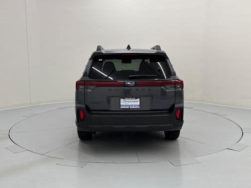 Magnetite Gray Metallic 2026 Subaru Outback Premium