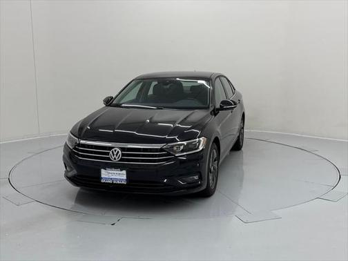 2019 Volkswagen Jetta 1.4T SEL Premium