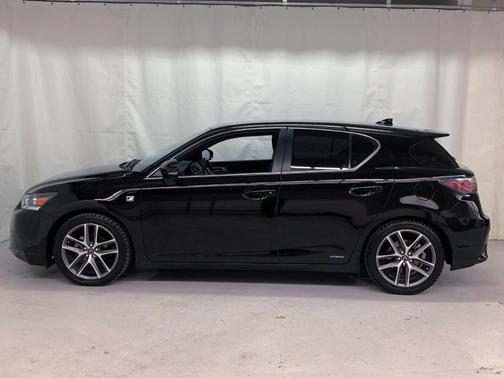 Photo 2 of 32 of 2016 Lexus CT 200h Base