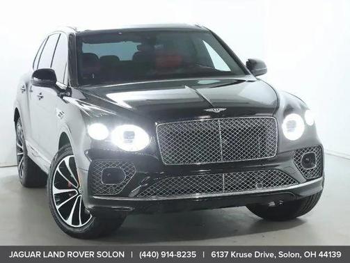 2022 Bentley Bentayga V8