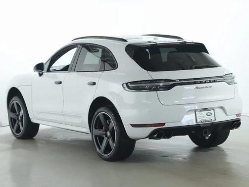 2021 Porsche Macan Turbo