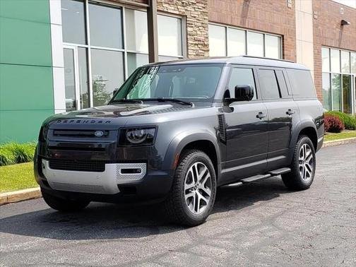 2025 Land Rover Defender 130 P400 S