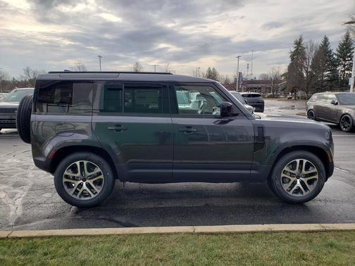 2026 Land Rover Defender P300 S