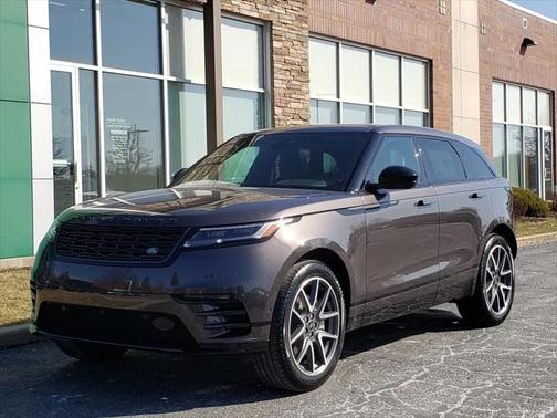 2026 Land Rover Range Rover Velar P250 SE R-Dynamic