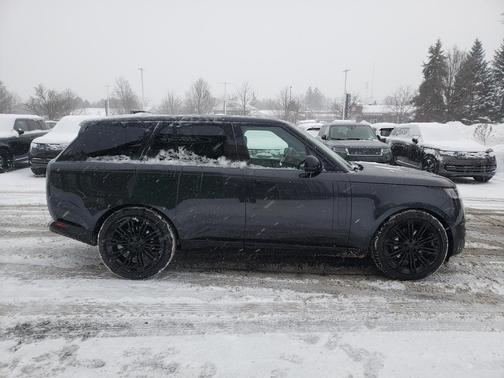 2026 Land Rover Range Rover P400 SE