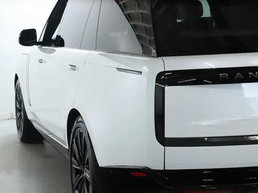 2024 Land Rover Range Rover P530 Autobiography