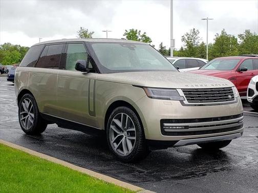 2025 Land Rover Range Rover P550e SE