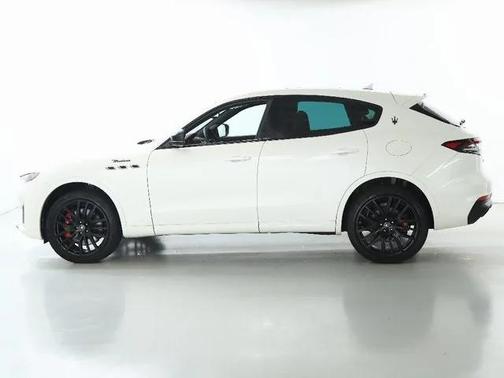 2022 Maserati Levante Modena
