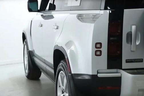 2020 Land Rover Defender 110 First Edition
