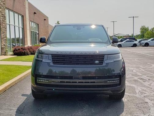 2025 Land Rover Range Rover P530 SE