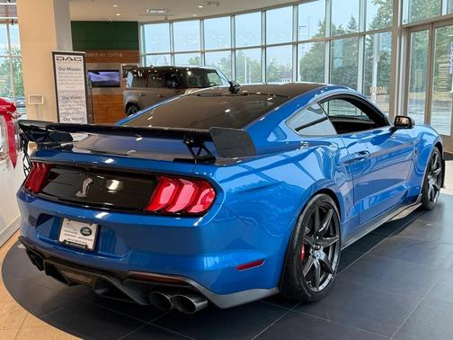 2021 Ford Shelby GT500 Base