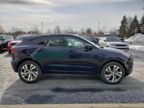 2024 Jaguar E-PACE R-Dynamic SE P250 AWD Automatic