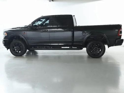 2021 RAM 2500 Laramie Crew Cab 4x4 6'4' Box