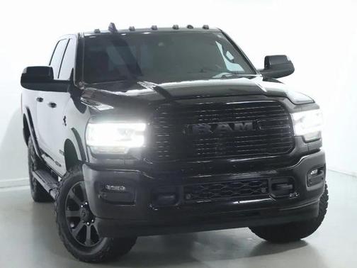 2021 RAM 2500 Laramie Crew Cab 4x4 6'4' Box