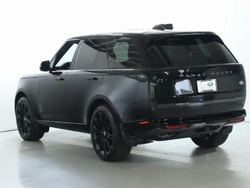 2023 Land Rover Range Rover P530 SE