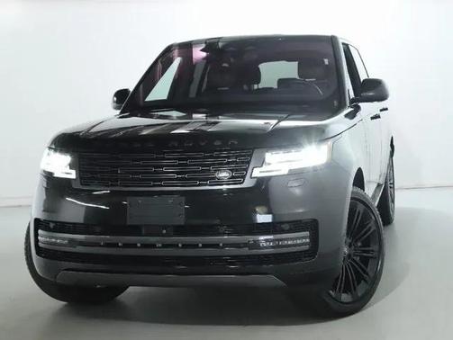 2023 Land Rover Range Rover P530 SE