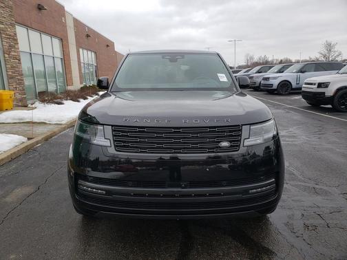 2026 Land Rover Range Rover P400 SE 7 Seat