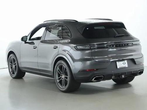2024 Porsche Cayenne Base