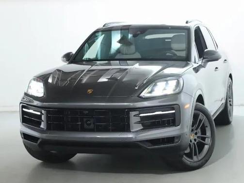 2024 Porsche Cayenne Base