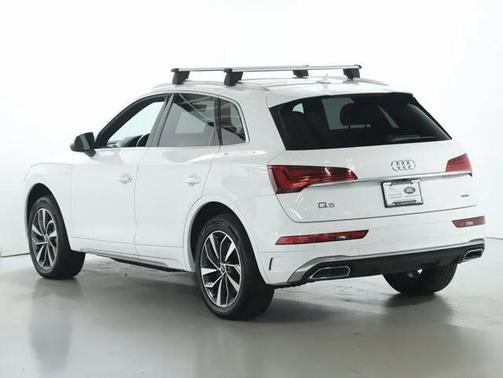 2022 Audi Q5 45 S line Premium Plus