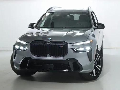 2024 BMW X7 M60i