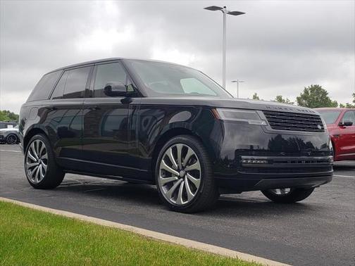 2025 Land Rover Range Rover P400 SE