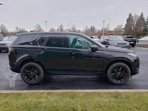 2025 Land Rover Discovery Sport S