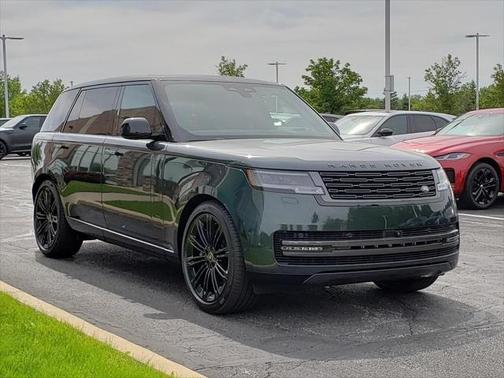 2025 Land Rover Range Rover P530 SE 7 Seat