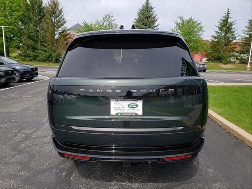 2025 Land Rover Range Rover P530 SE 7 Seat