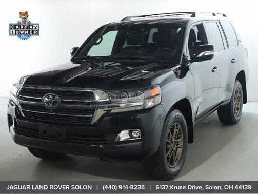 2020 Toyota Land Cruiser Base
