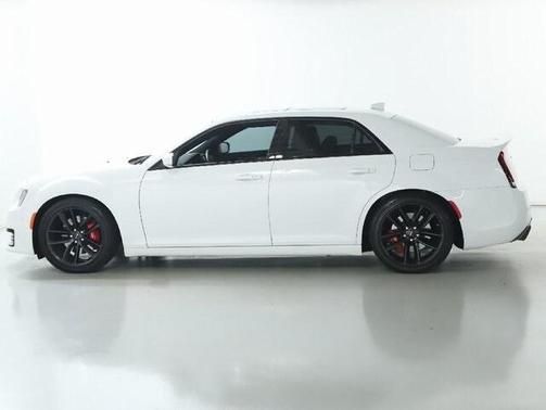2023 Chrysler 300 C