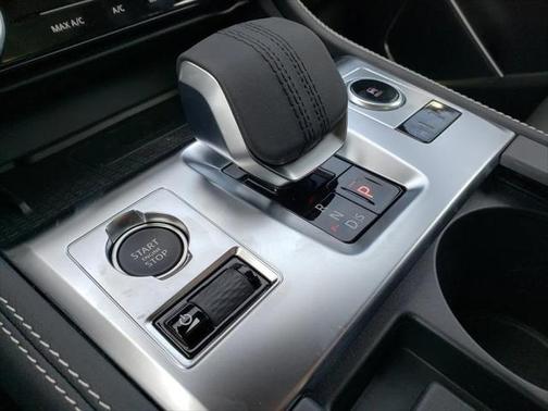 2026 Jaguar F-PACE P250 R-Dynamic S
