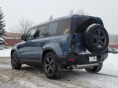 2026 Land Rover Defender P300 S