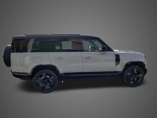 2026 Land Rover Defender P400 X-Dynamic SE