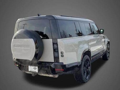 2026 Land Rover Defender P400 X-Dynamic SE