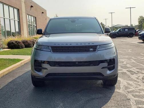 2025 Land Rover Range Rover Sport SE