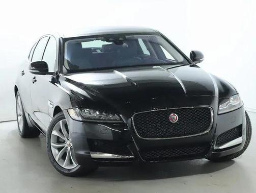 2018 Jaguar XF 25t Premium