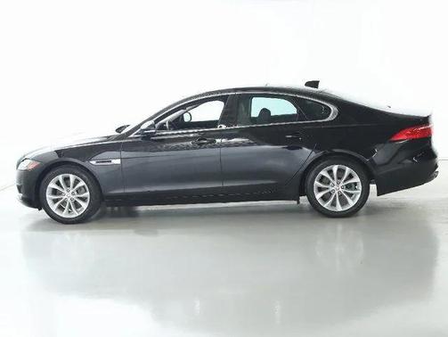 2018 Jaguar XF 25t Premium
