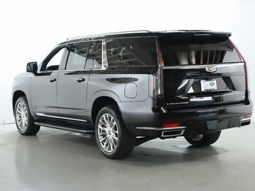 2023 Cadillac Escalade ESV Premium Luxury