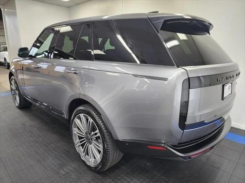 2023 Land Rover Range Rover P400 SE