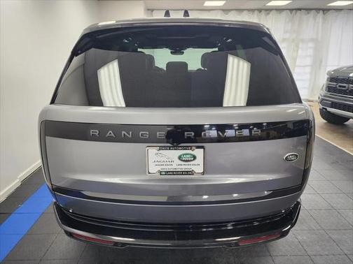 2023 Land Rover Range Rover P400 SE