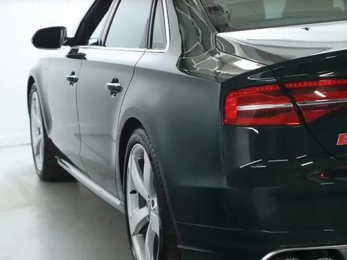 2016 Audi S8 4.0T