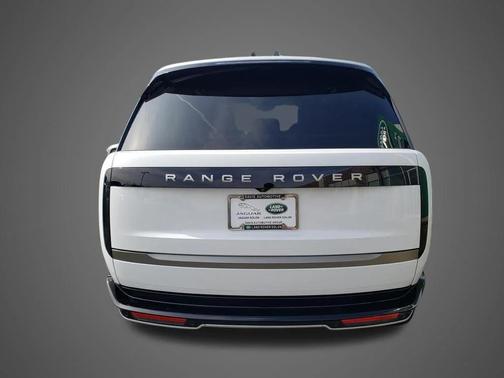 2026 Land Rover Range Rover P400 SE