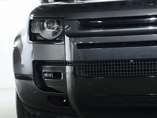2023 Land Rover Defender 110 X-Dynamic SE