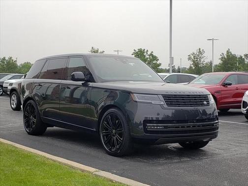 2025 Land Rover Range Rover P530 SE 7 Seat