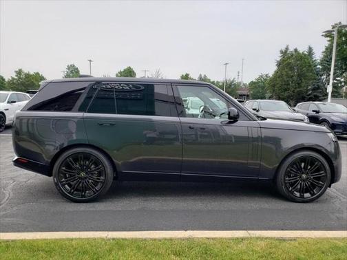 2025 Land Rover Range Rover P530 SE 7 Seat