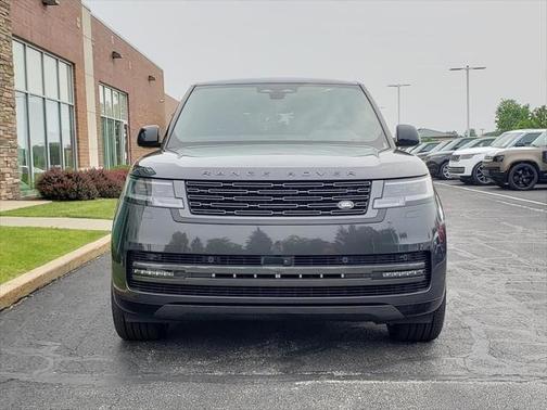 2025 Land Rover Range Rover P530 SE 7 Seat