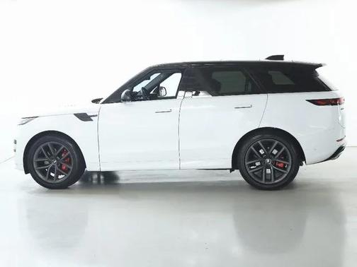 2024 Land Rover Range Rover Sport SE